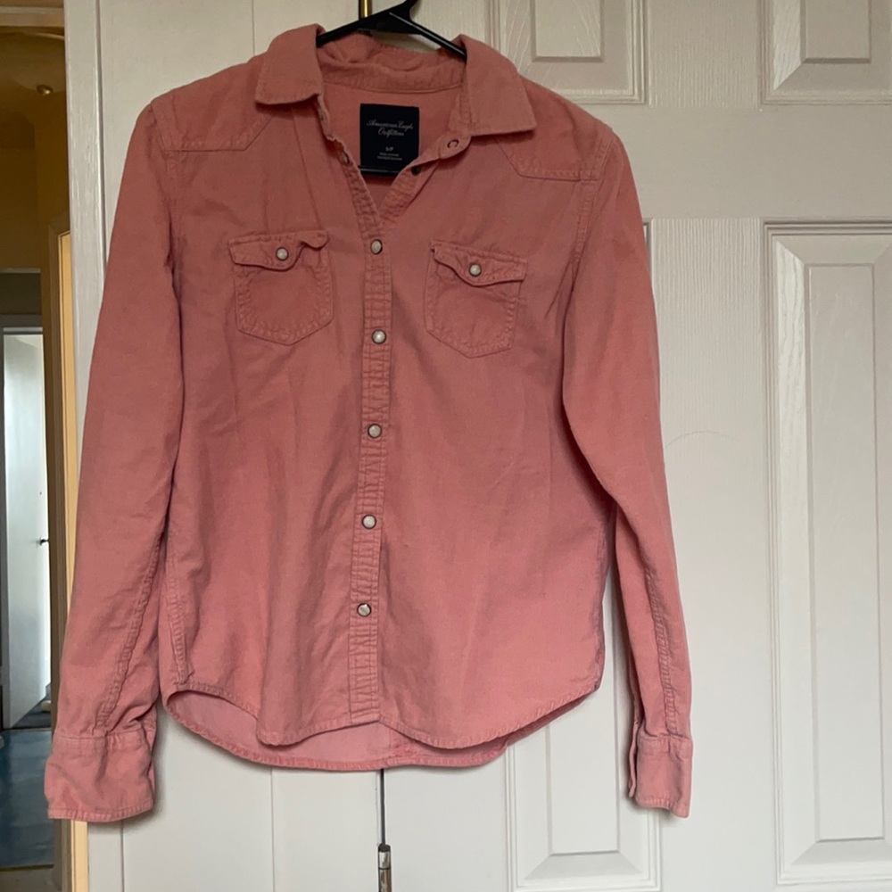 Pink corduroy long sleep snap shirt.